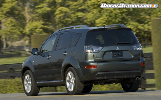 Mitsubishi Outlander ES Widescreen Picture #6 Mitsubishi Outlander ES Widescreen Picture #6